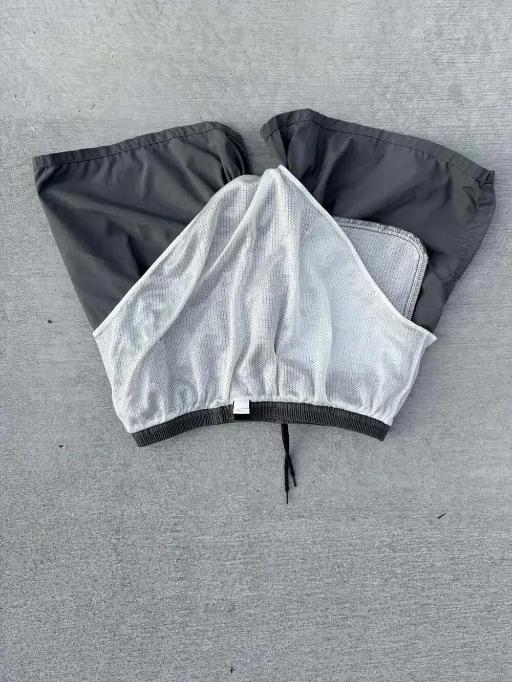 Vintage Patagonia Shorts Size L Gray Nylon Swim Trunks Elastic Waist